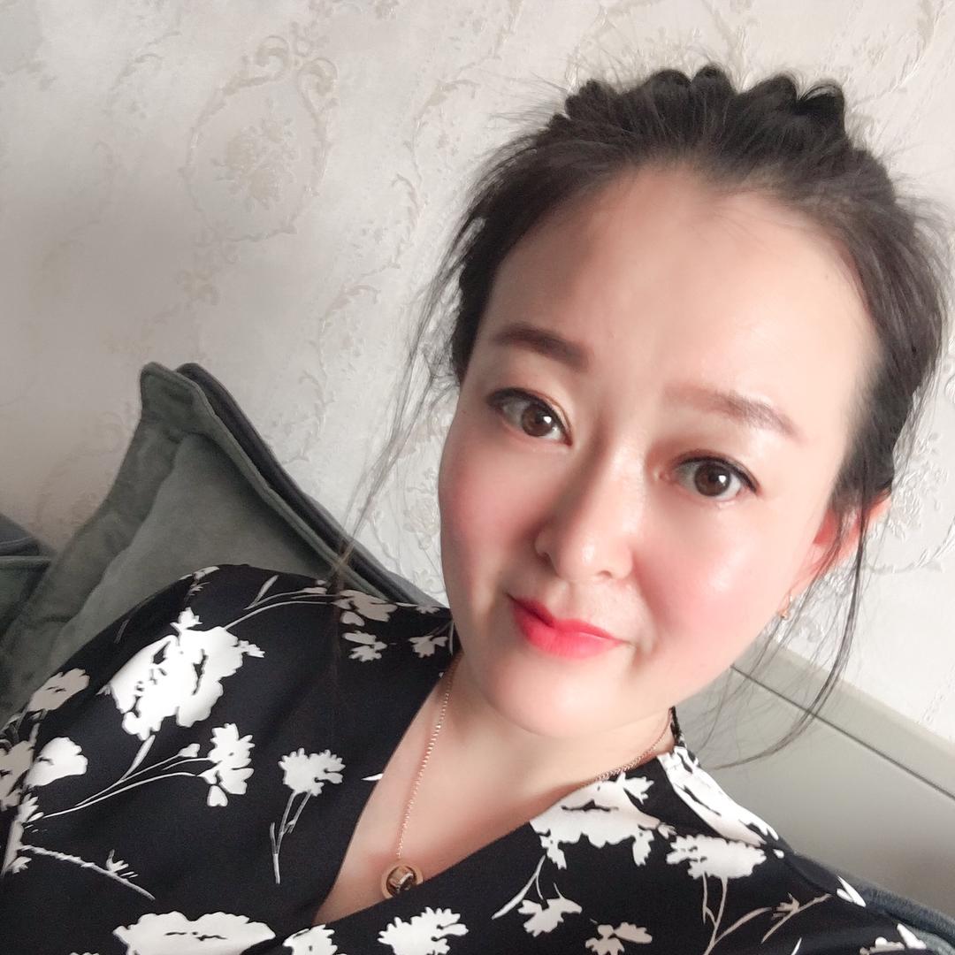 天津市西青区伊莱雅美容美体店