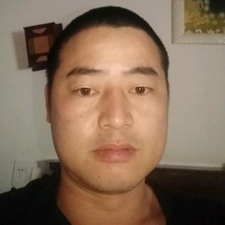 裘钢强