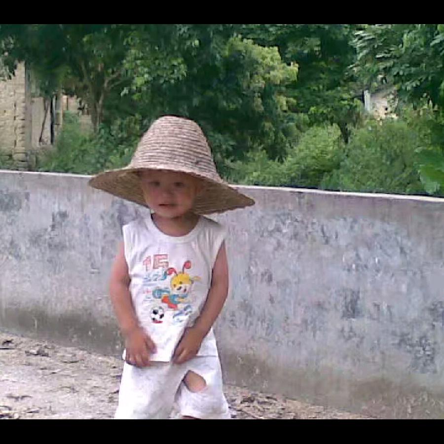 所谓坚强╮都是伪装