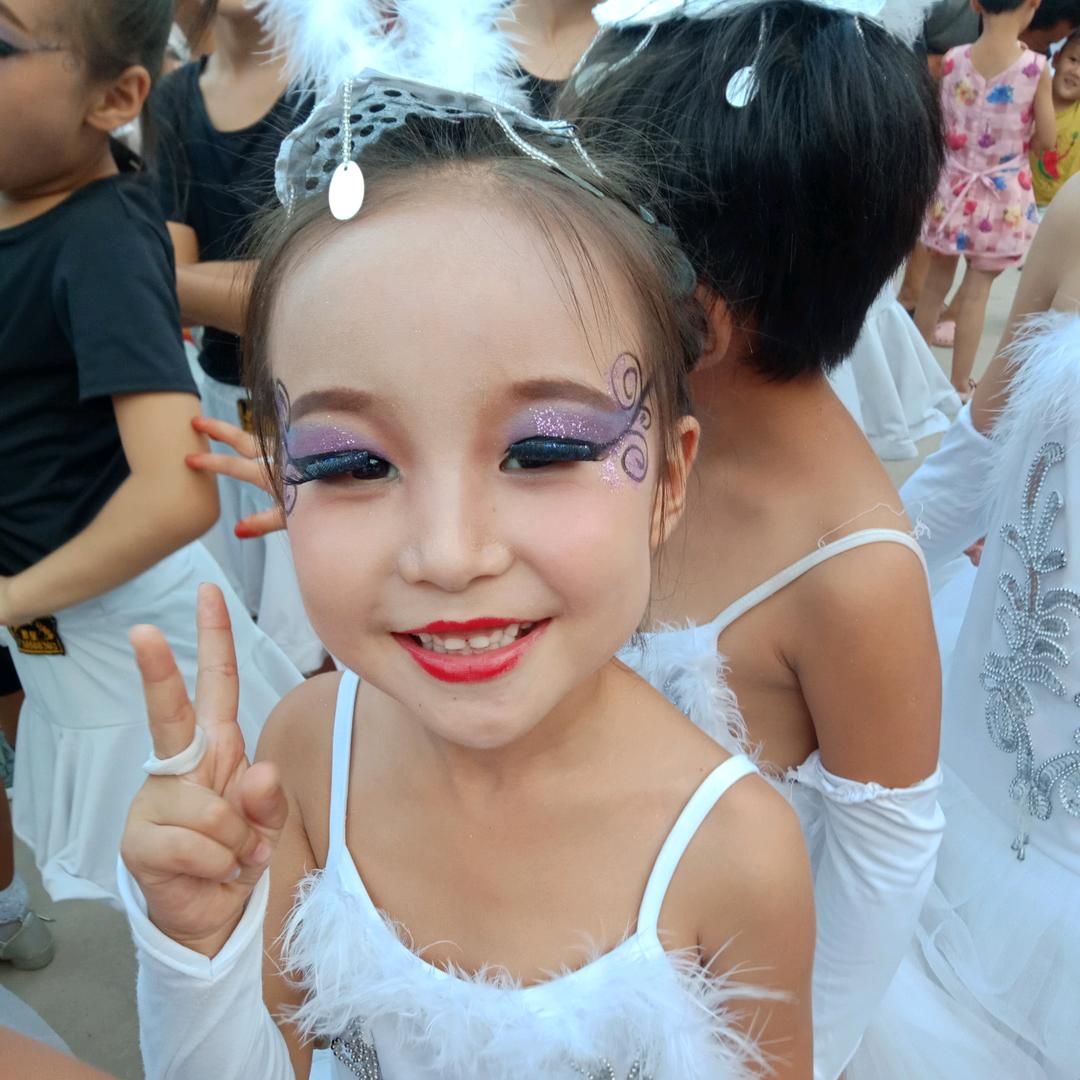 ☄ฺ小小鸽☄ฺ