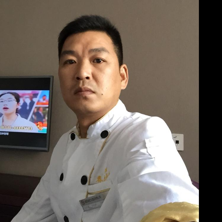 王小龙
