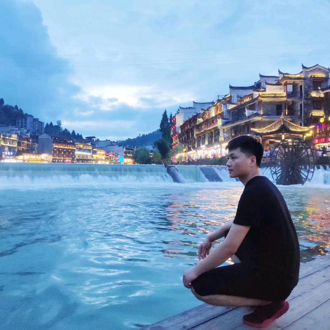 大胖子和小胖子