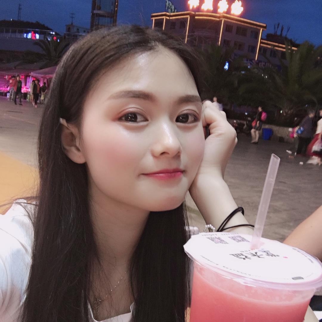 镇宁自治县微众可儿护肤品店