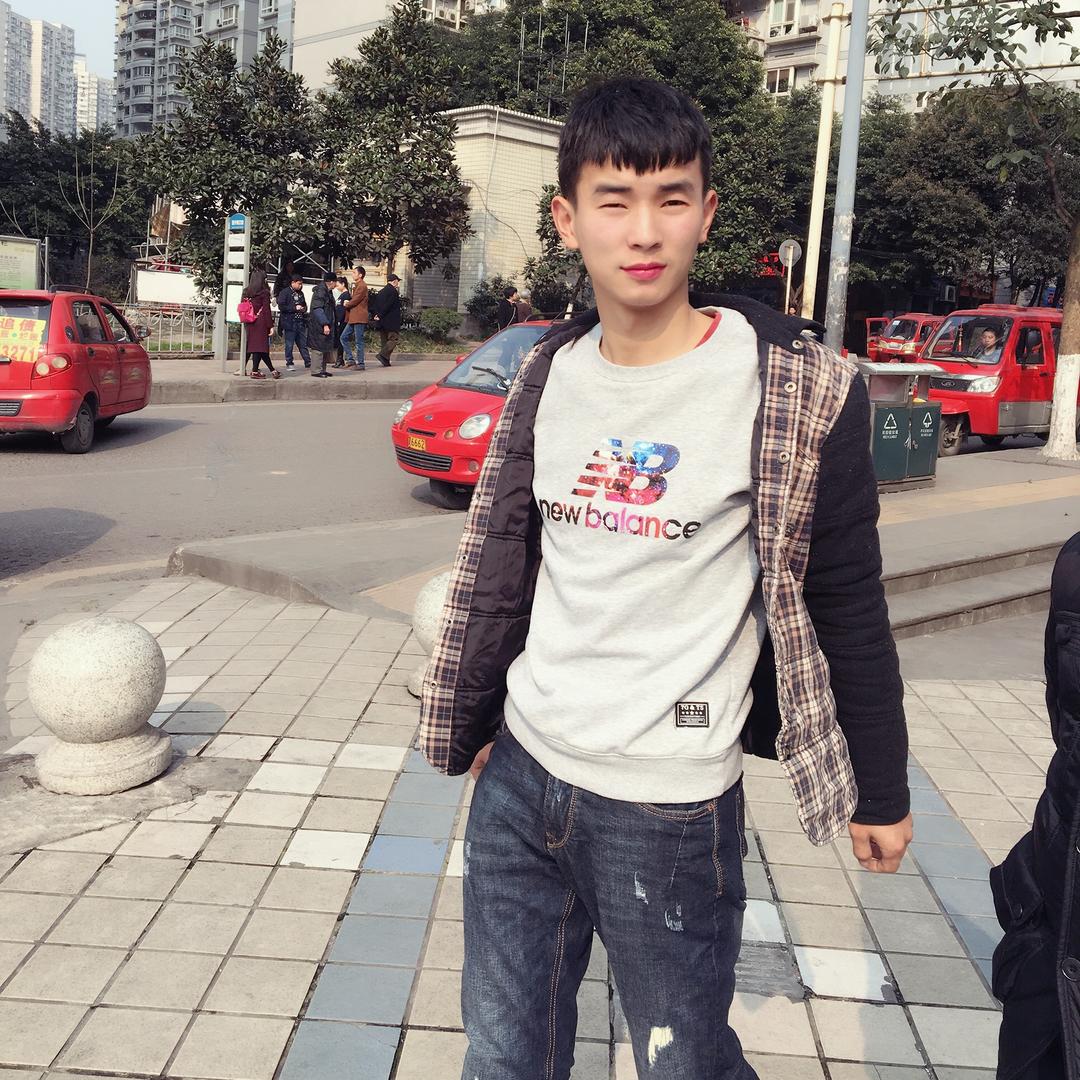 重庆涪陵熊大钻孔混泥土切割！