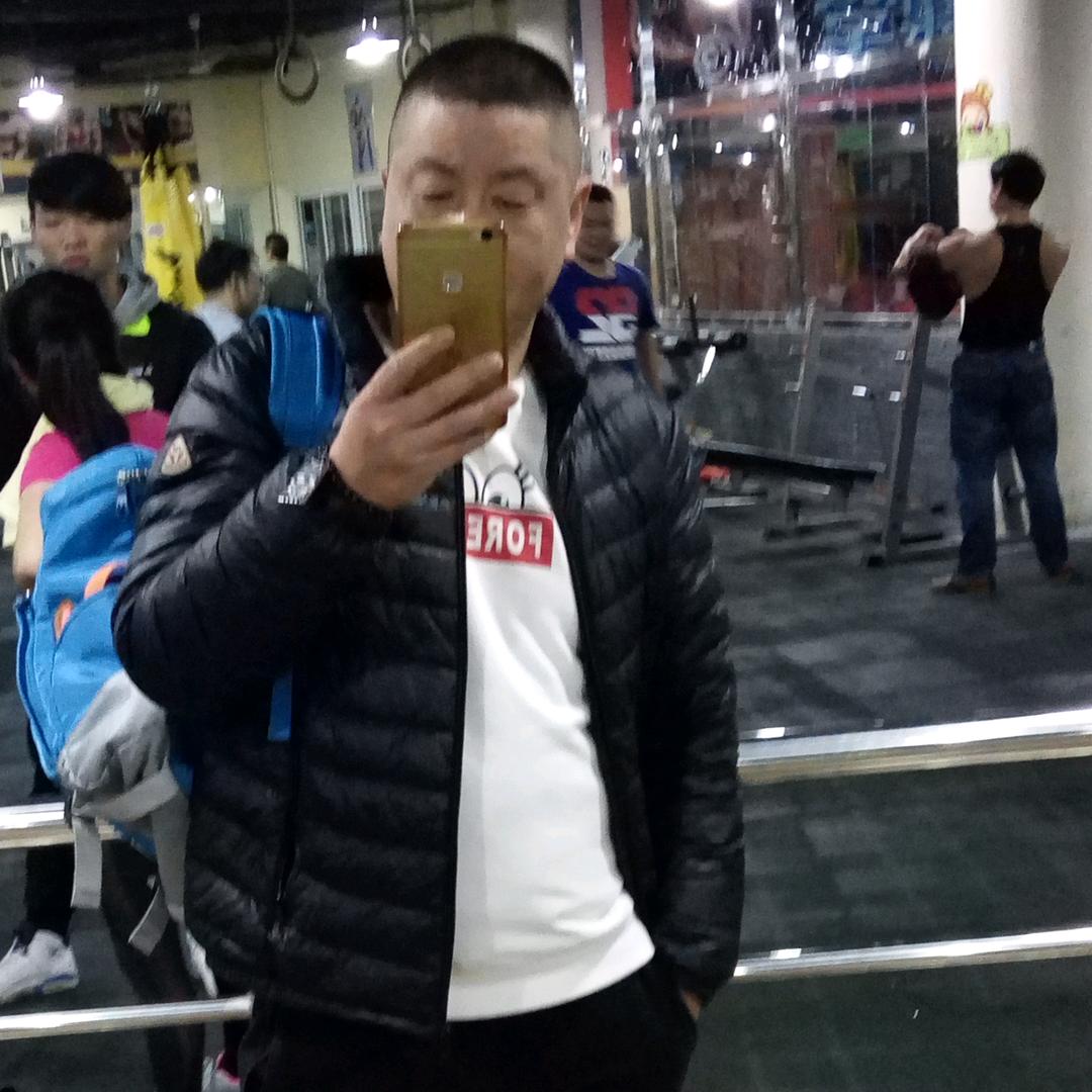 大兵龙虾