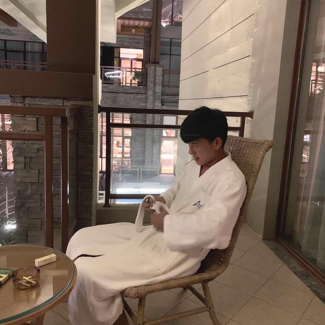 王Sir.