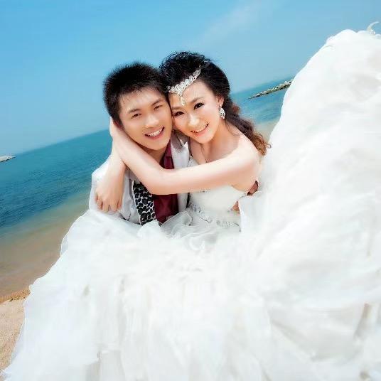 小时候可帅了