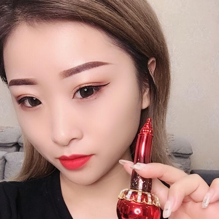 莉莉