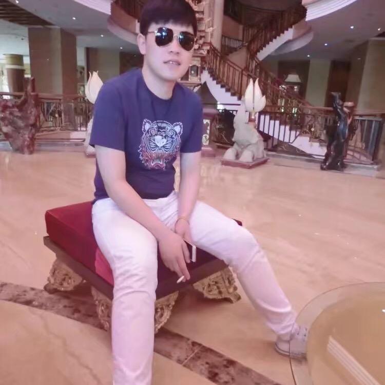 小怪兽👿