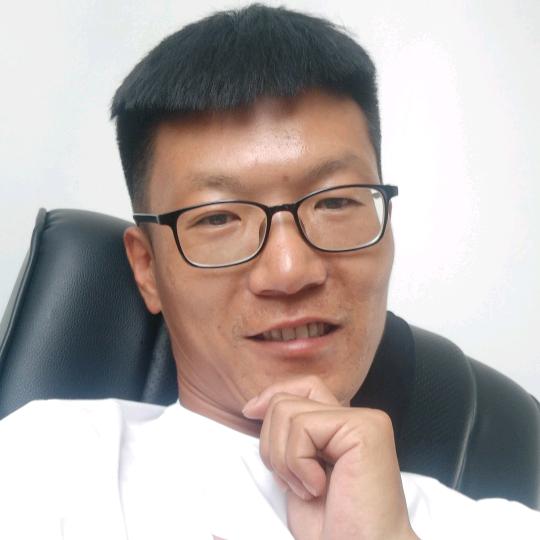 爱笑的东哥