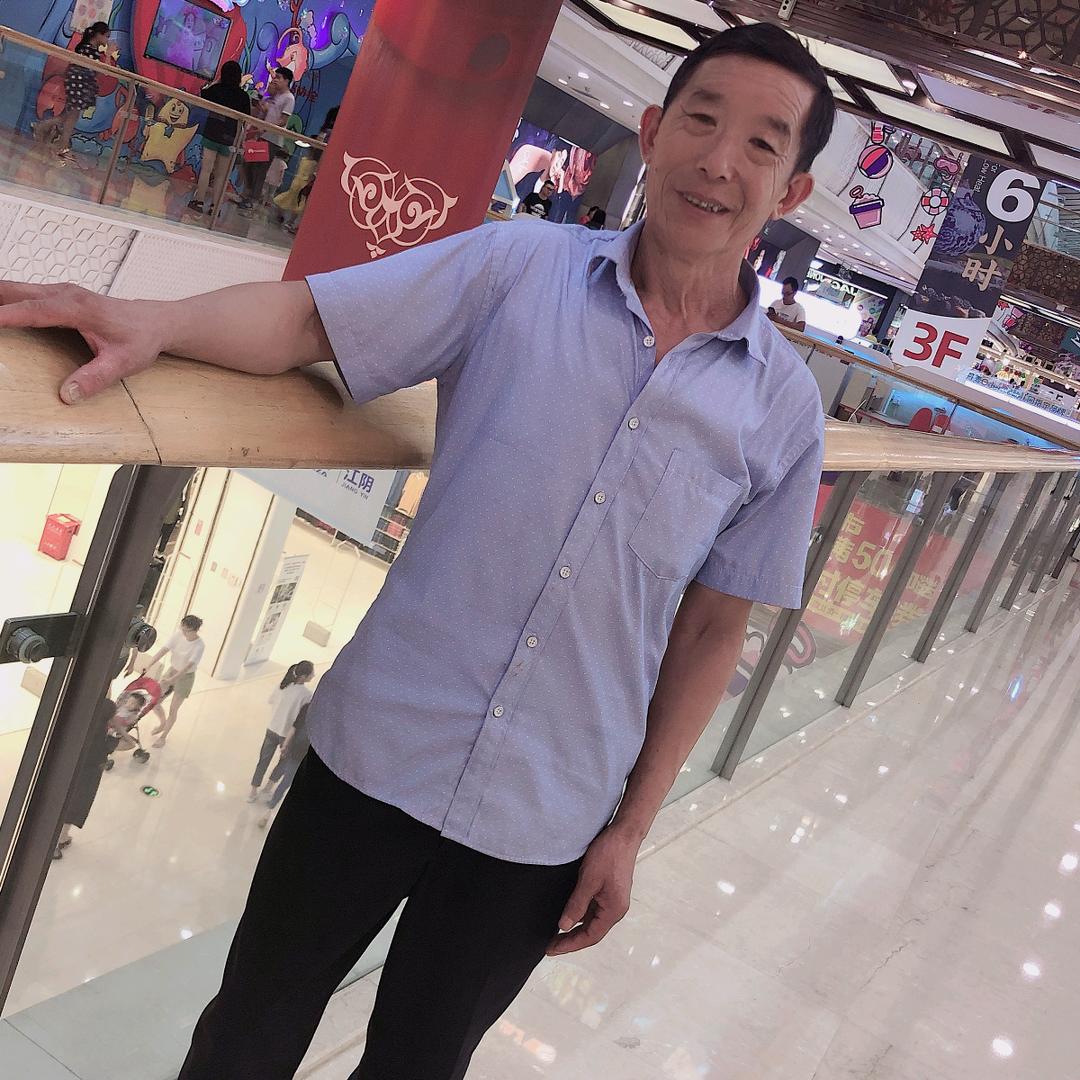 用户406105985661