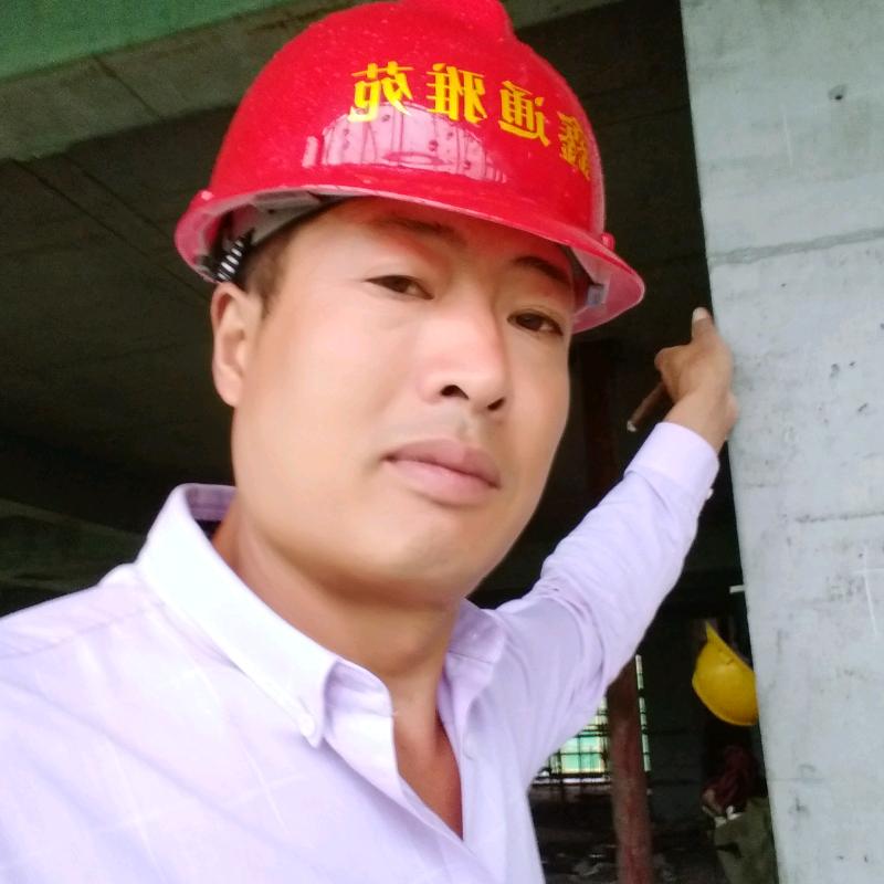 鼠年72年的勇哥