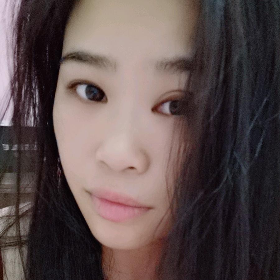 毛毛和小月亮的麻麻👨‍👩‍👧‍👦