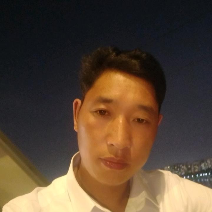 谢飞龙