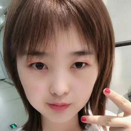 华丽封面女郎服饰批发