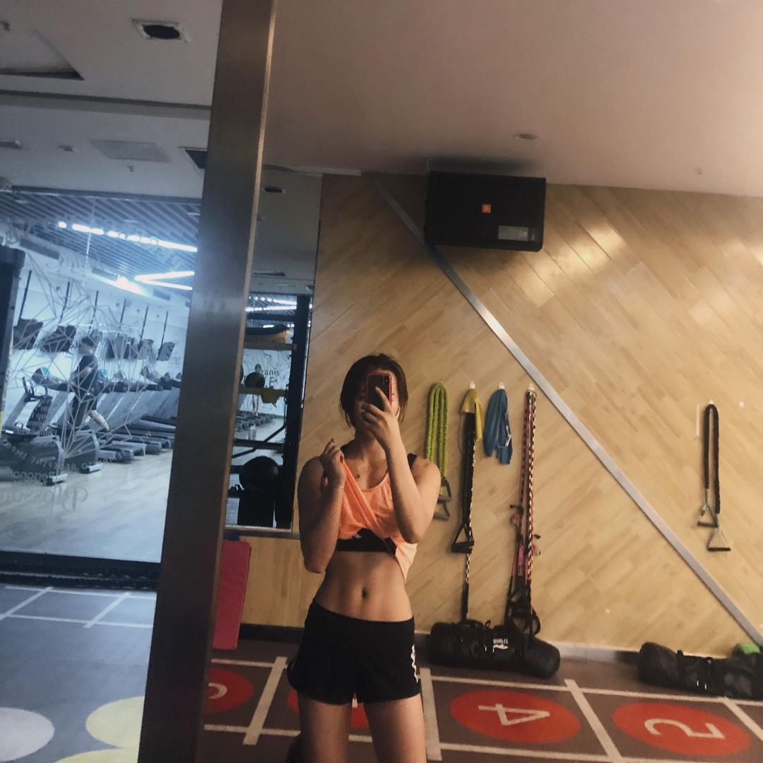 健身Mona