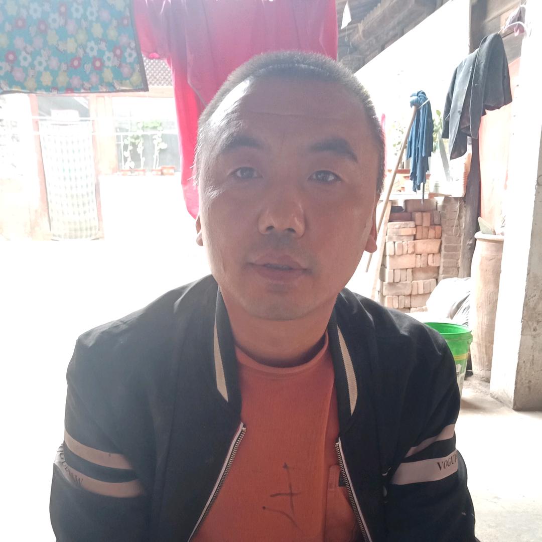 草原上的吃人的饿狼