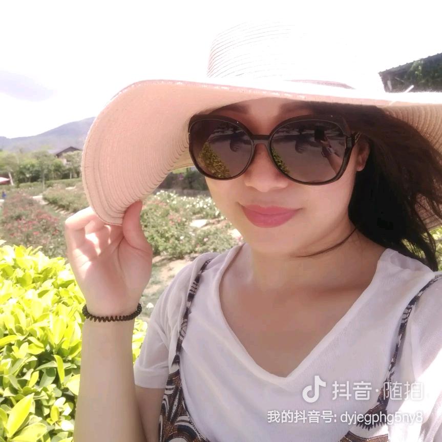 大阅城小飞象母婴店宋姐