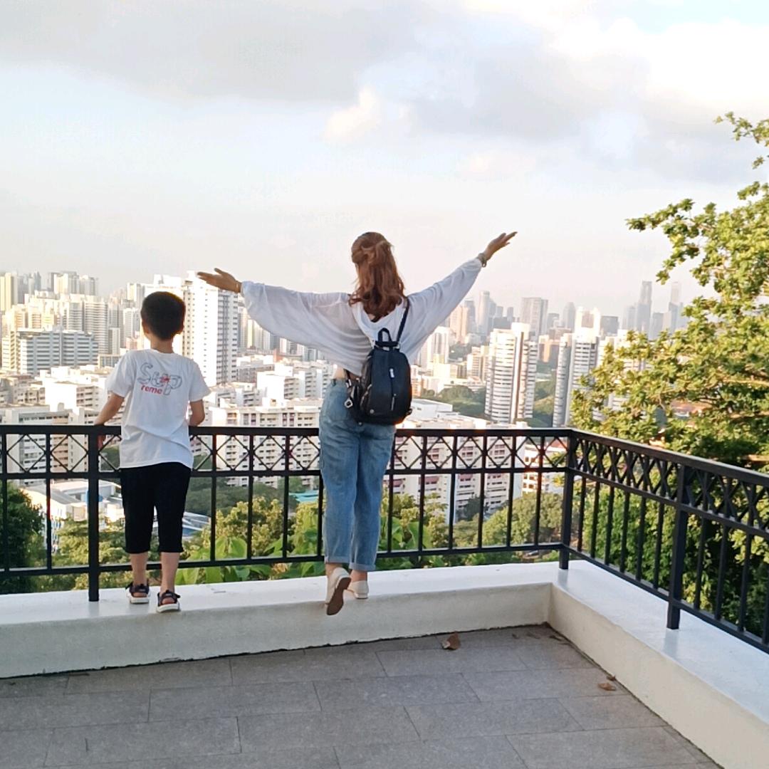 英山军翔百货王一枝