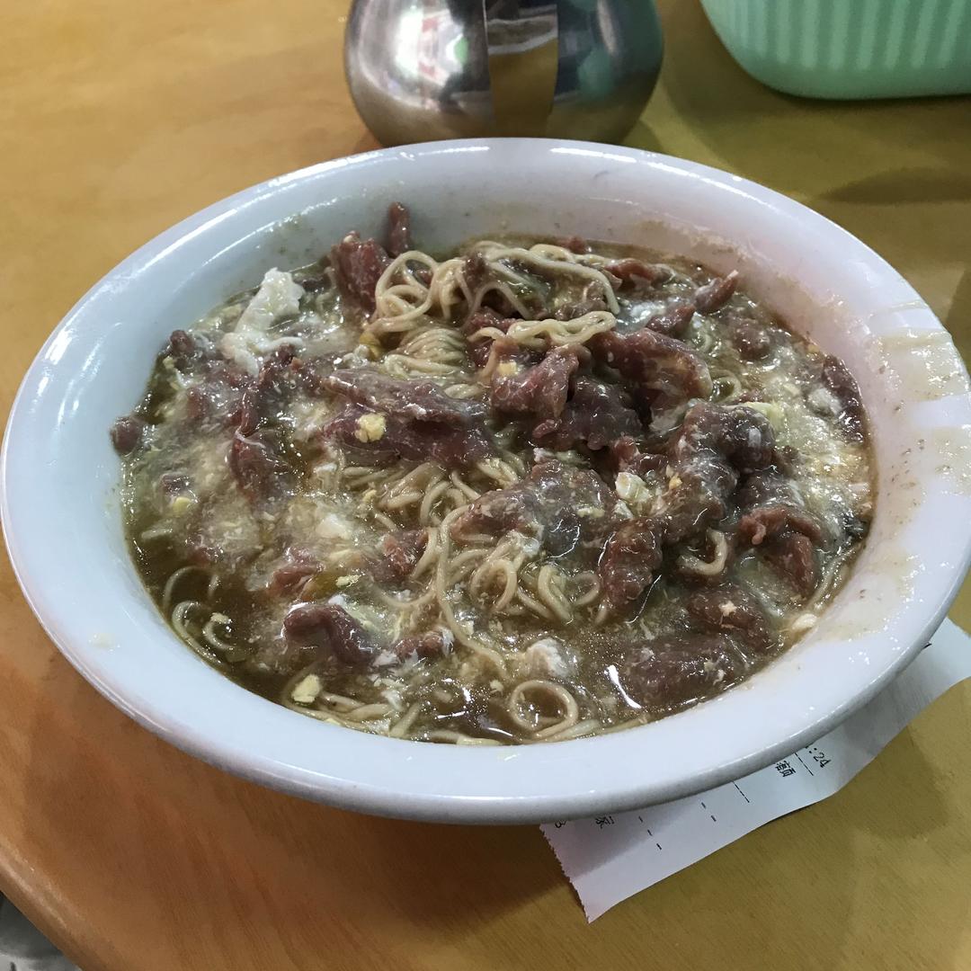 鸡蛋灌饼加三个煎蛋