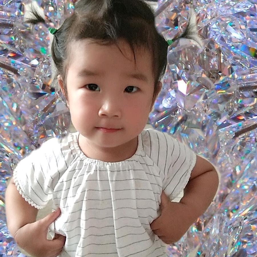 笑笑，不说话😍