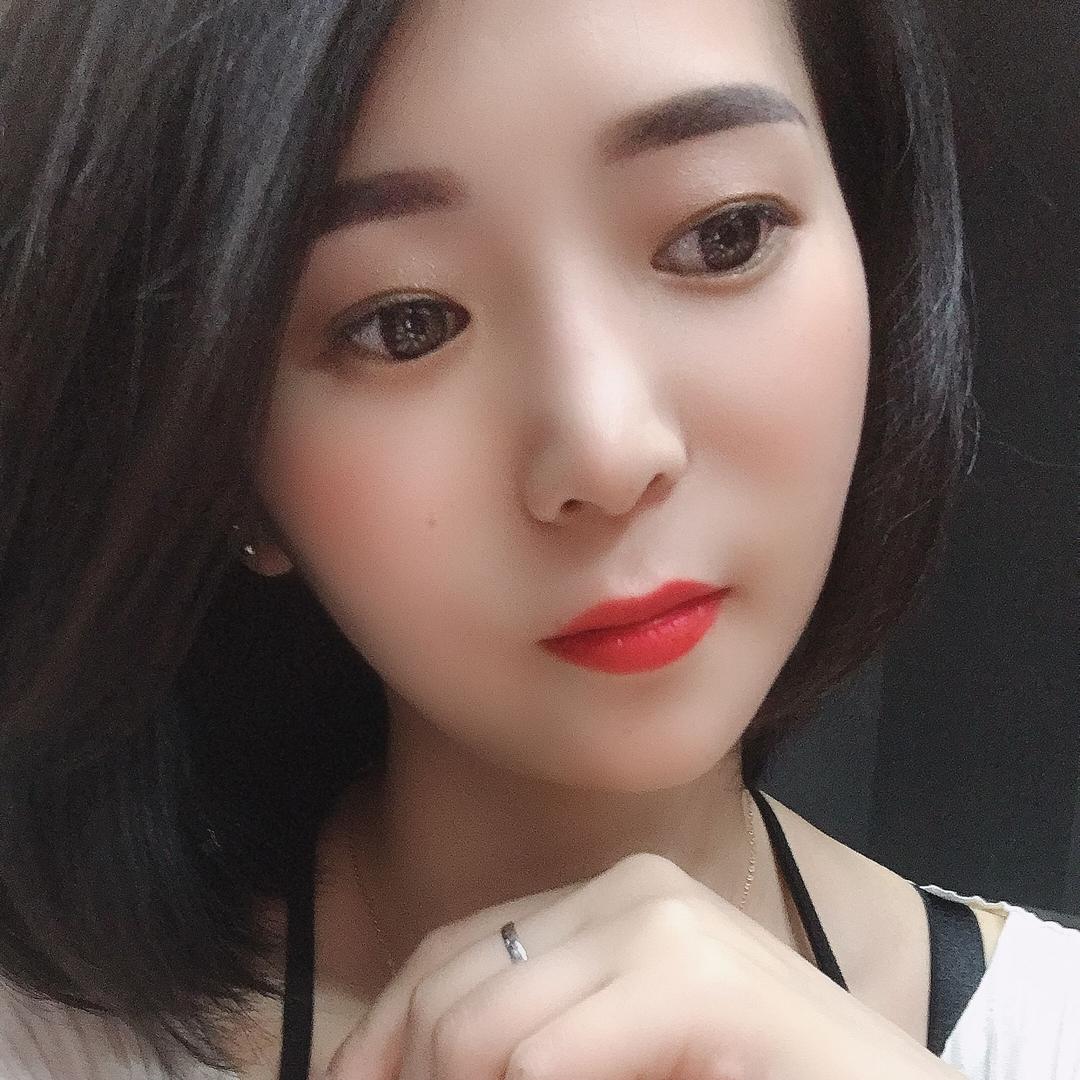 豪彩精品女装