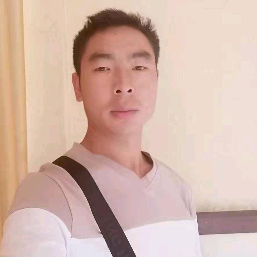 莲峰，昭通，昆明客运车