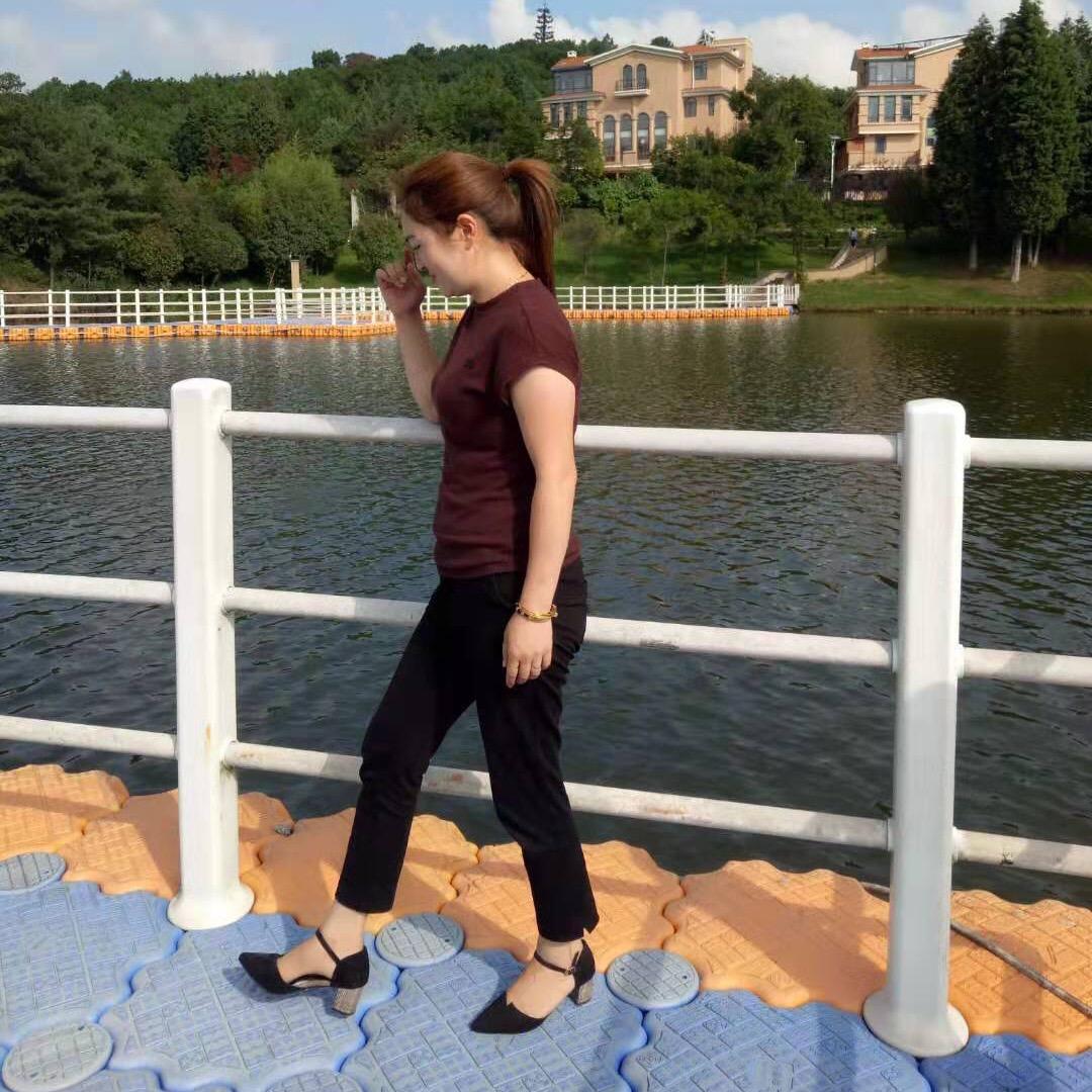 凤姐🌹🙈