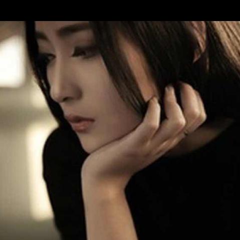 淡然一笑💋