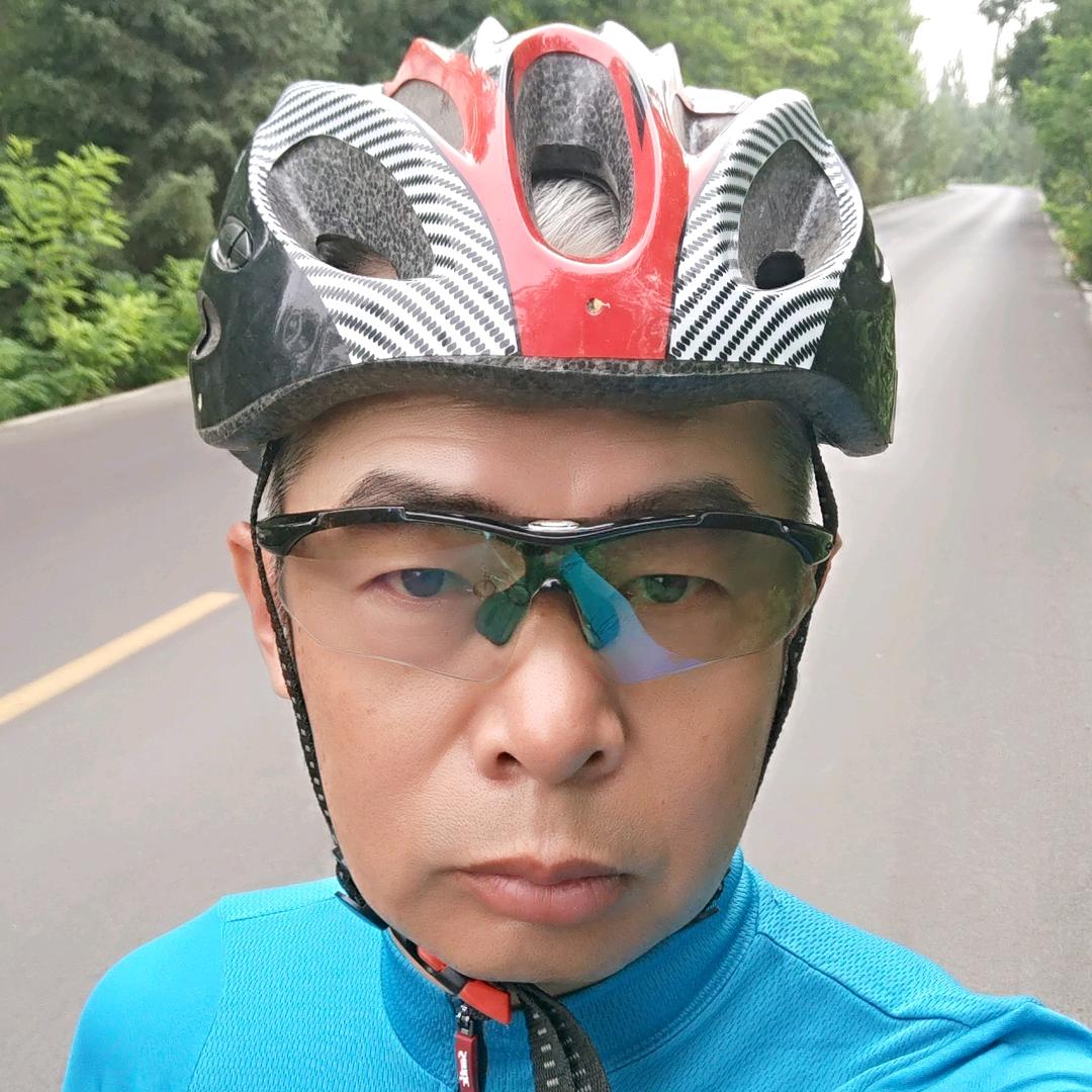 云飞扬