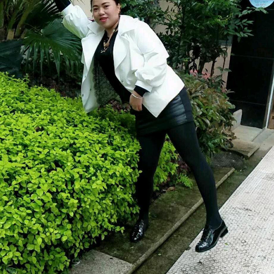 爱唱歌小容妹