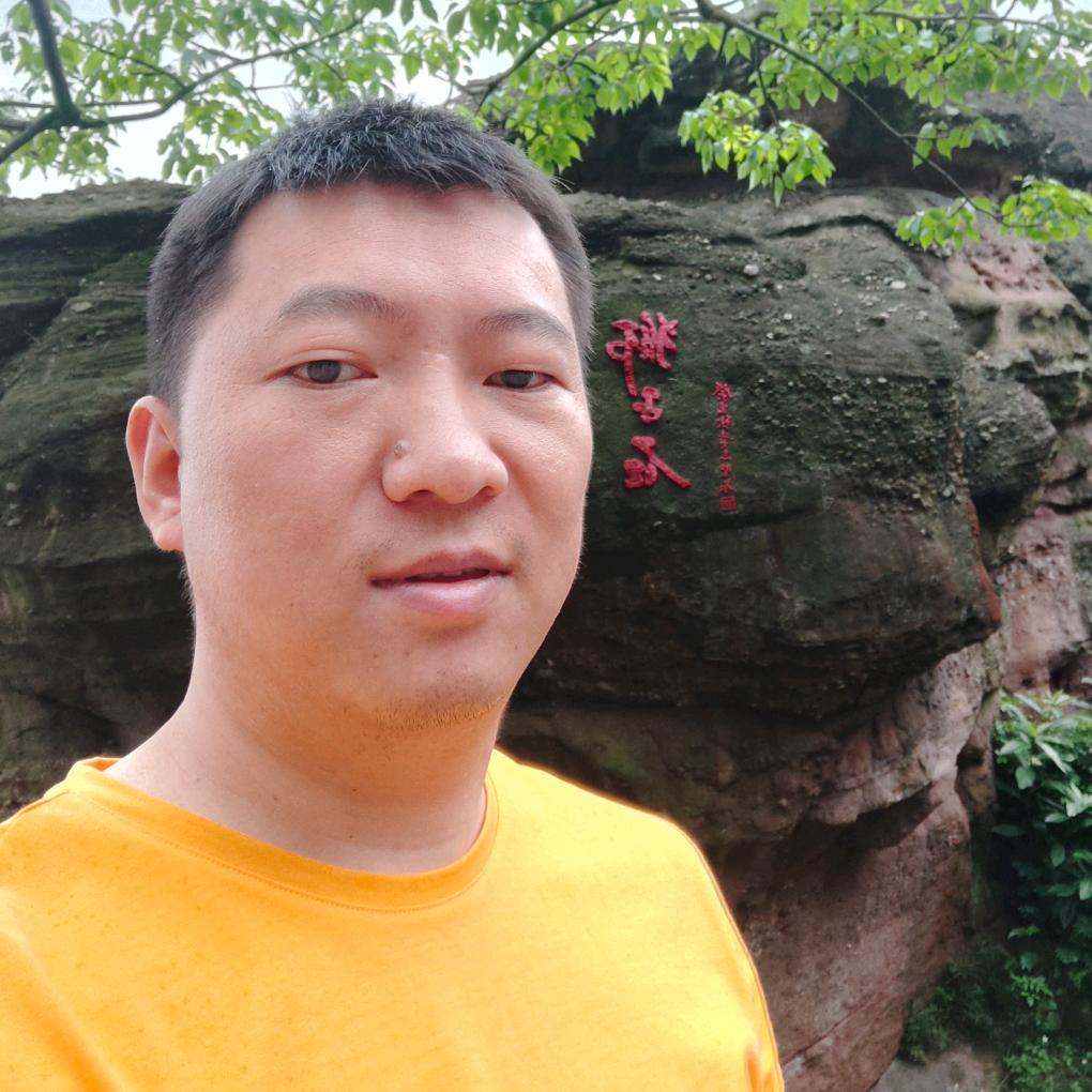 广州市宝铭服饰有限公司