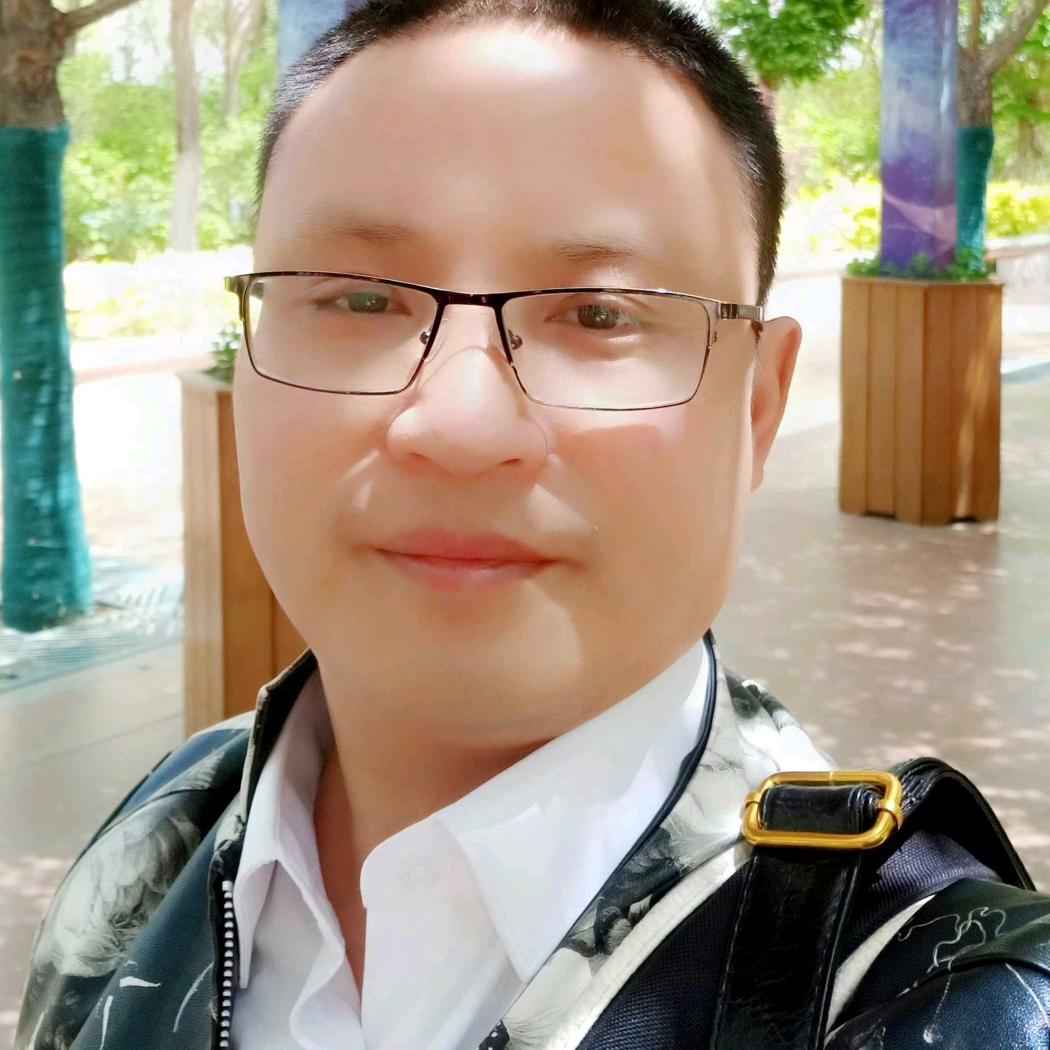 黄自强