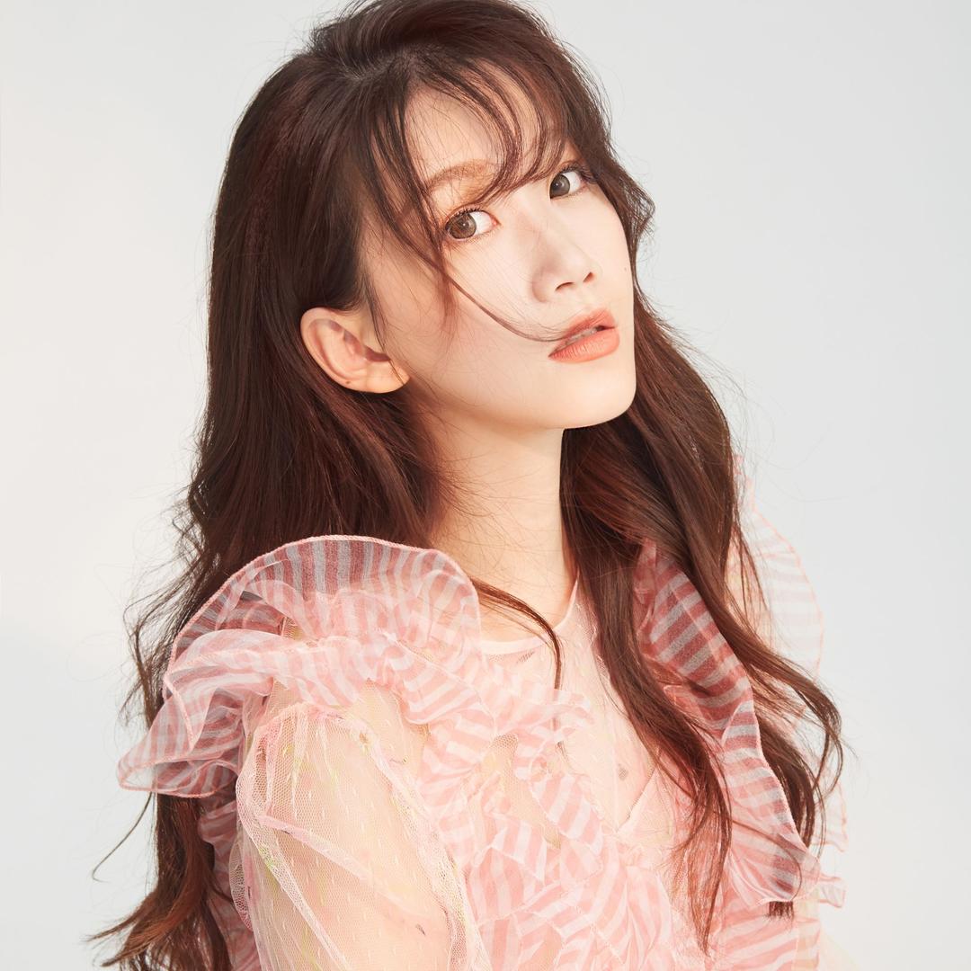 Emma杨依凡
