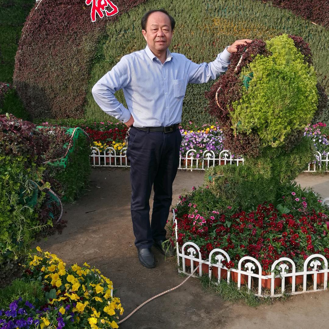 潇潇洒洒(肖琂匀