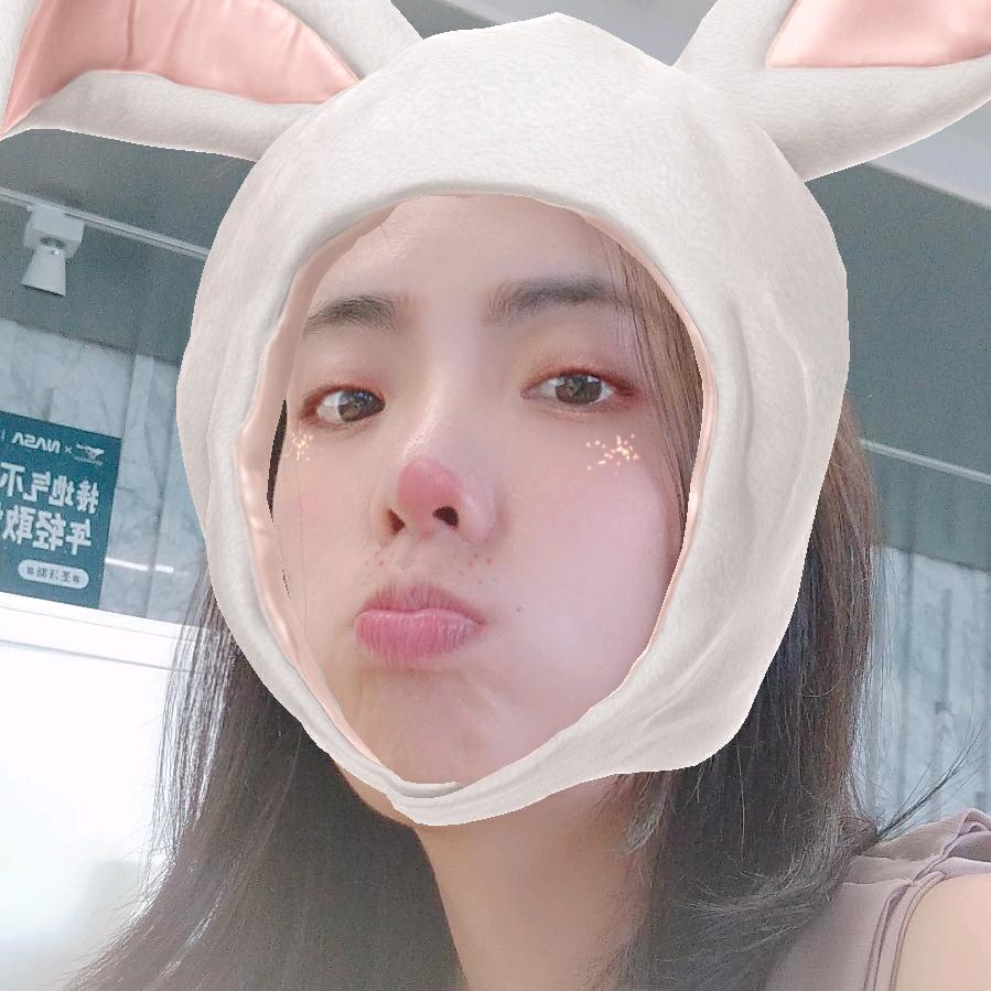 陈彦伶的小梨涡