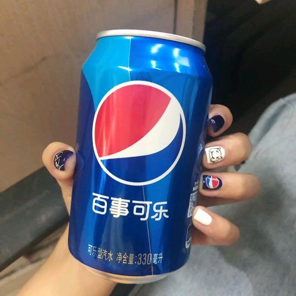 乐思服饰店