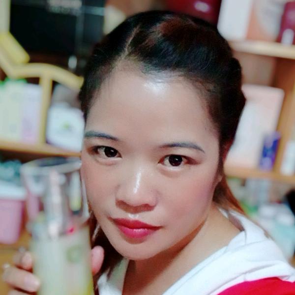 萍水相逢。