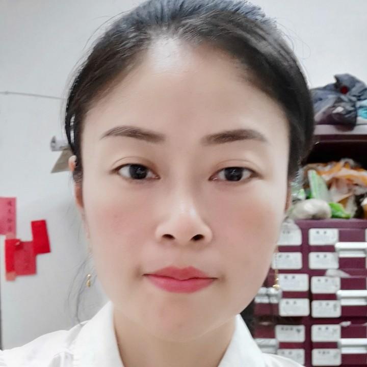 爱吃火锅的华姐