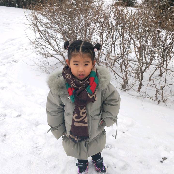 欢天喜地一家人