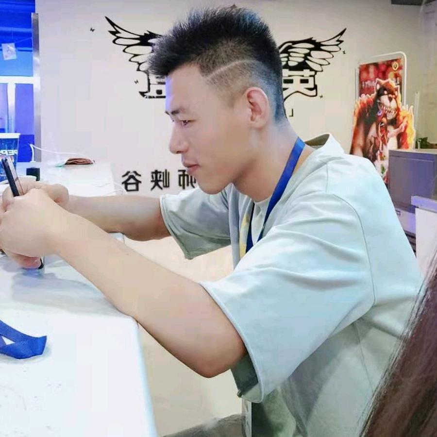 《一个农村男孩》