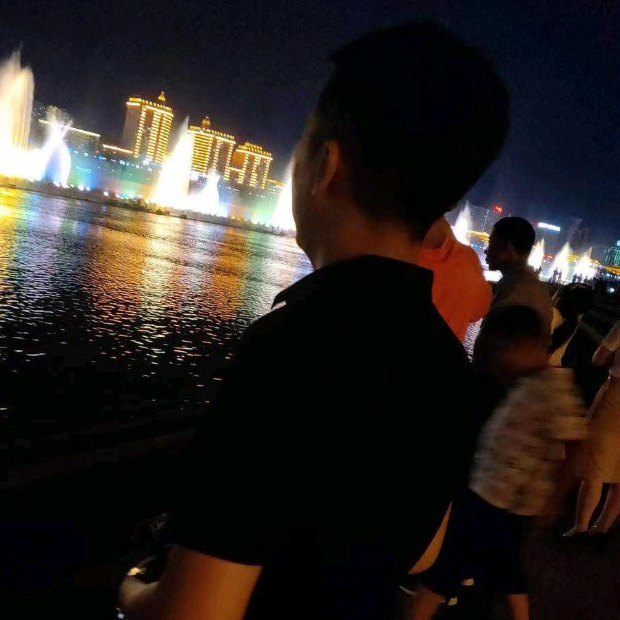 达先生。