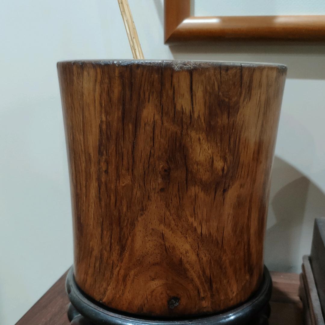 爱好黄花梨的小哥哥