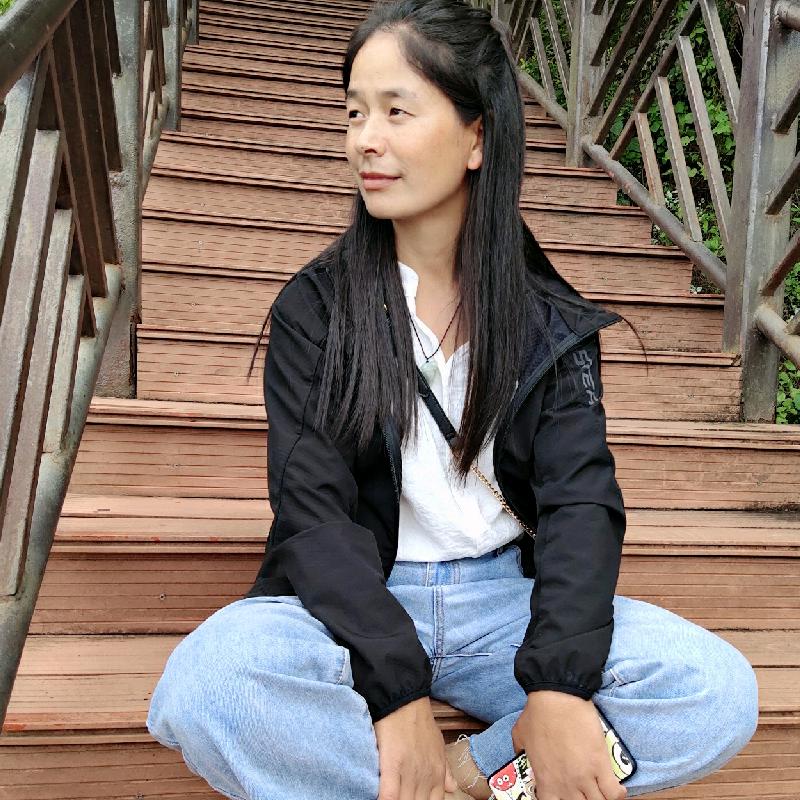 猫在裙角1233865835