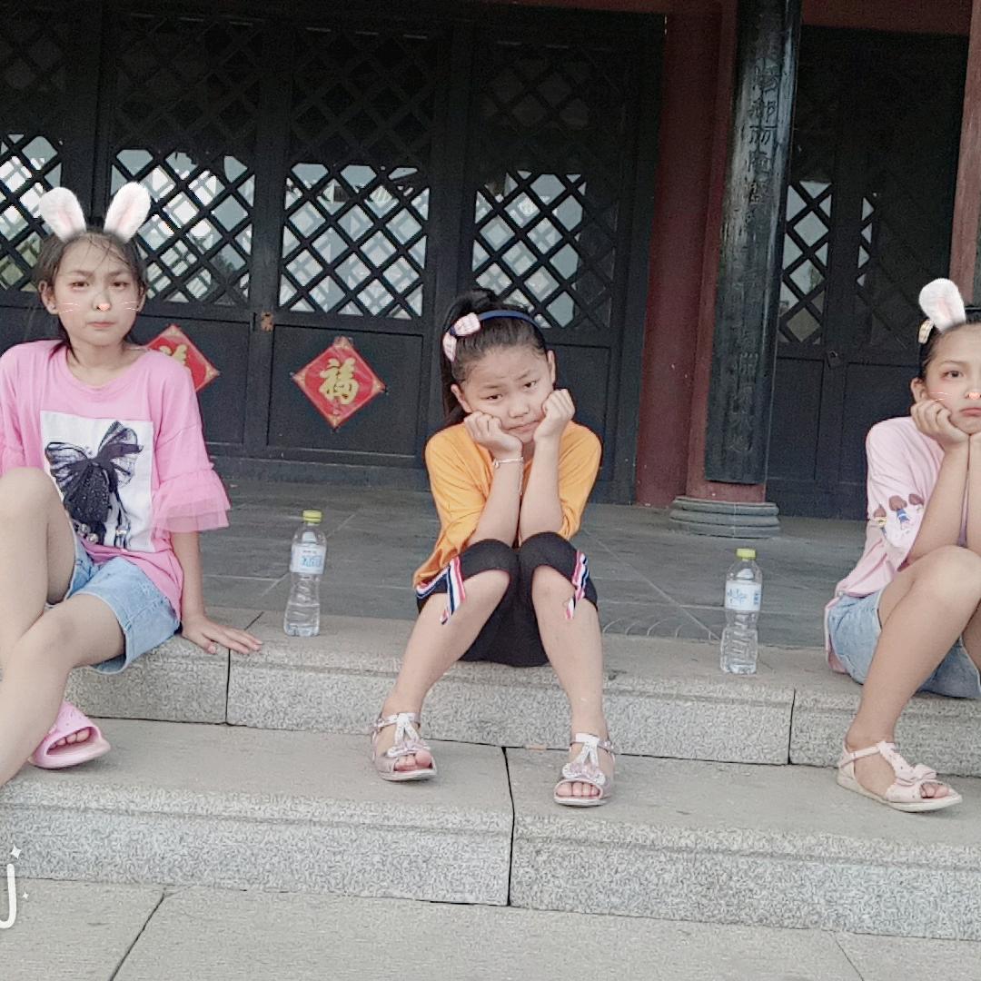 三个宝贝秋🌹🌹🌹