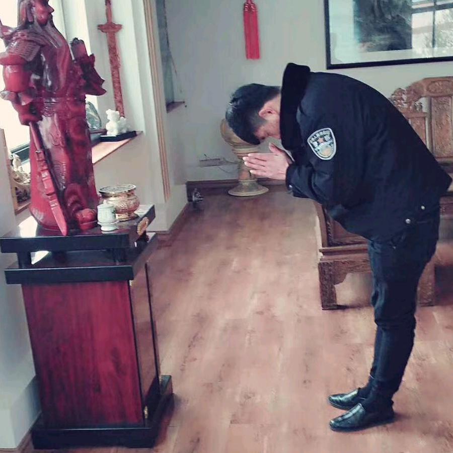 小东北。