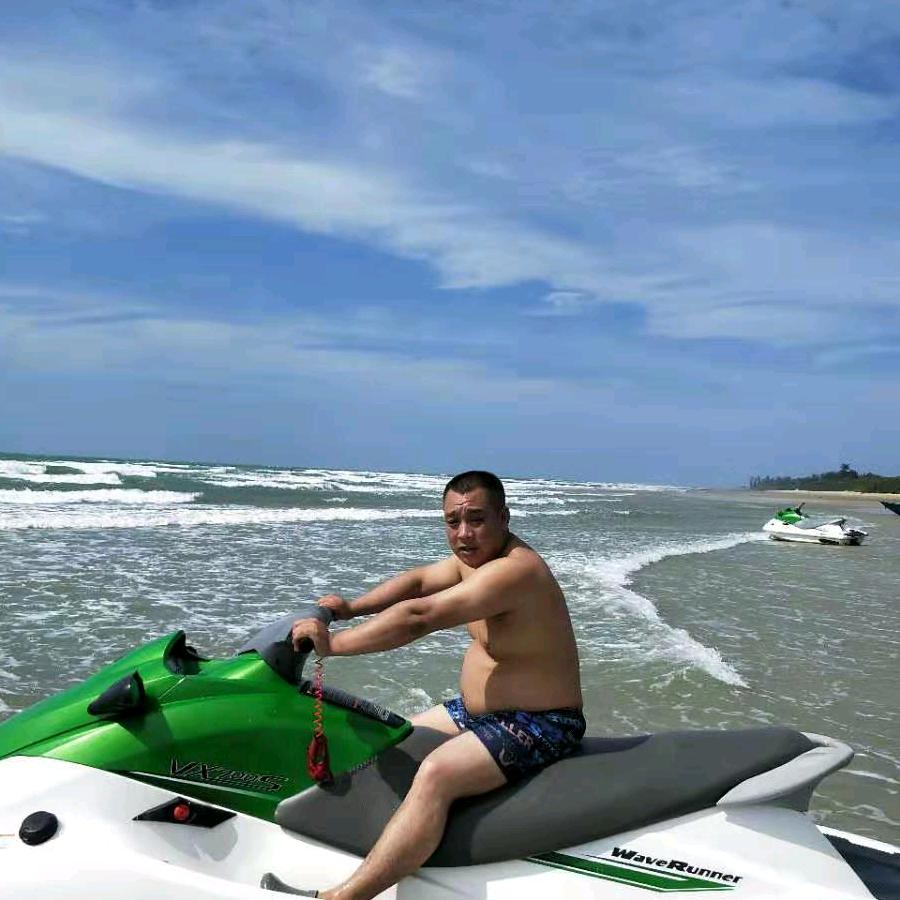 巴毛杆重庆开县特色麻辣休闲冷小吃