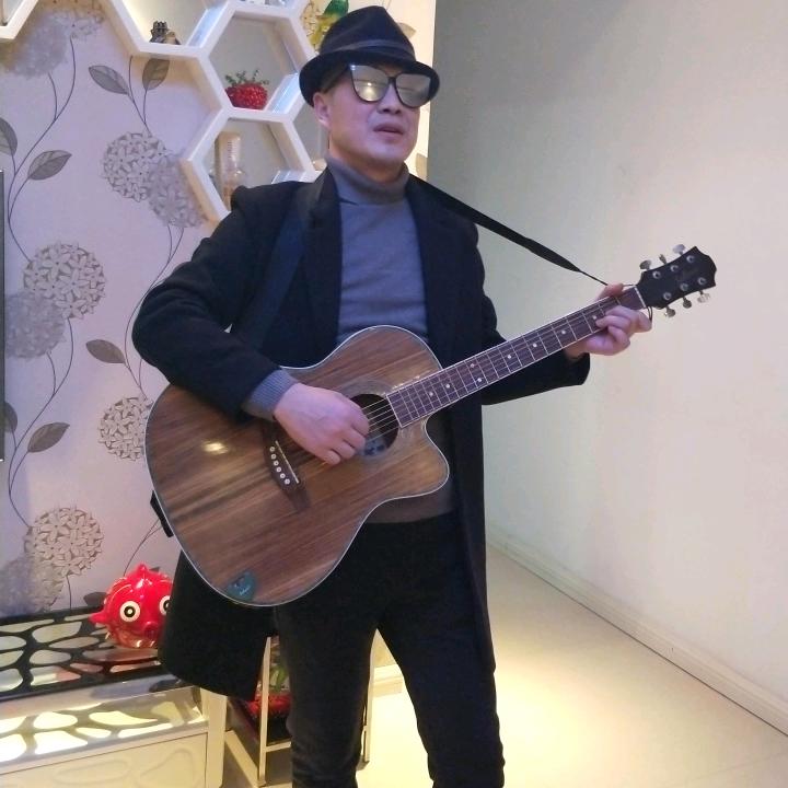 阳光爱吉他