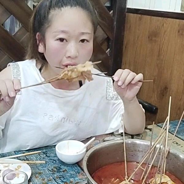 刘牙牙百货店