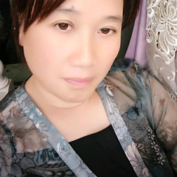 金书芳月嫂育婴师